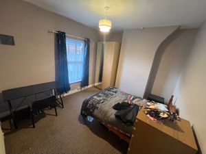 Photo 1- click for photo gallery